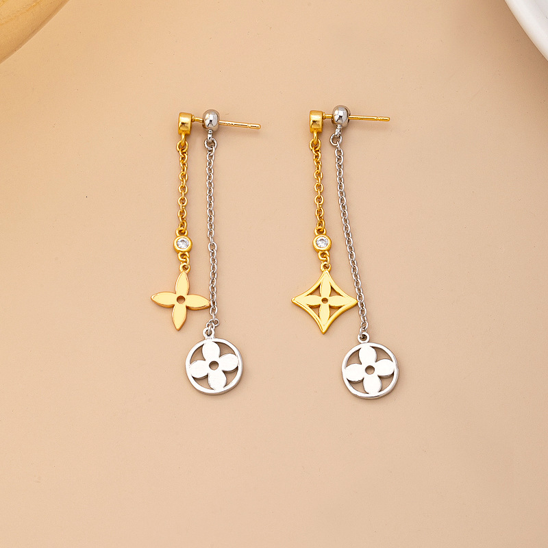 Light Luxury Clover Jewelry Set Two Tone Niche Versatile Clover Necklace Earrings Bracelet For Women - view 4
