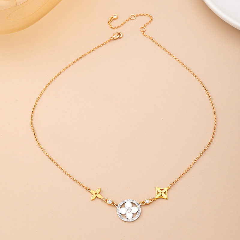 Light Luxury Clover Jewelry Set Two Tone Niche Versatile Clover Necklace Earrings Bracelet For Women - view 5