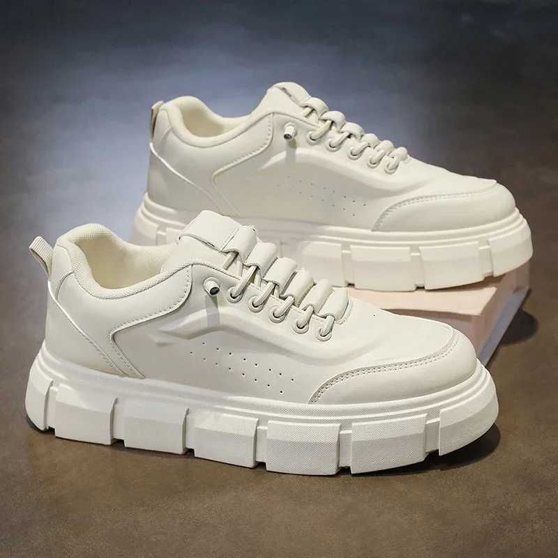 New Casual Shoes for Men 2025 Mens Oxford Shoes Leather Shoes Fashion Breathable Sneakers Handmade Platform Boot H260507 - view 3