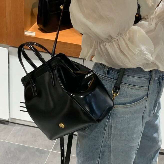 INS Same Style Korean Version Niche Double Shoulder Bag Cowhide Vintage High End Feel Large Capacity Handbag Commuter Backpack For Women SENYY