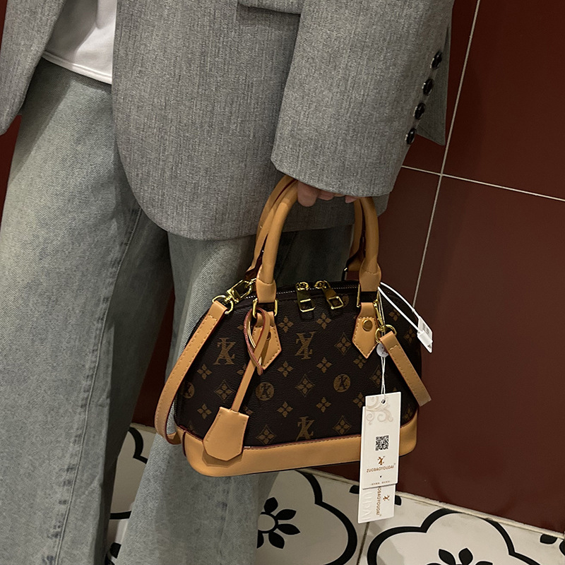 designer luxury 2026 Spring/Summer New Trendy Women's Bags This Year Classic Fashion Shoulder Versatile Crossbody Shell Firm - view 7