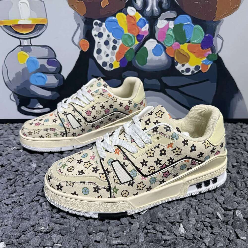 VUTITDN free shipping designer shoes for mens womens casual shoes blue green khaki white black Fashionable and versatile outdoor sneakers sports shoes