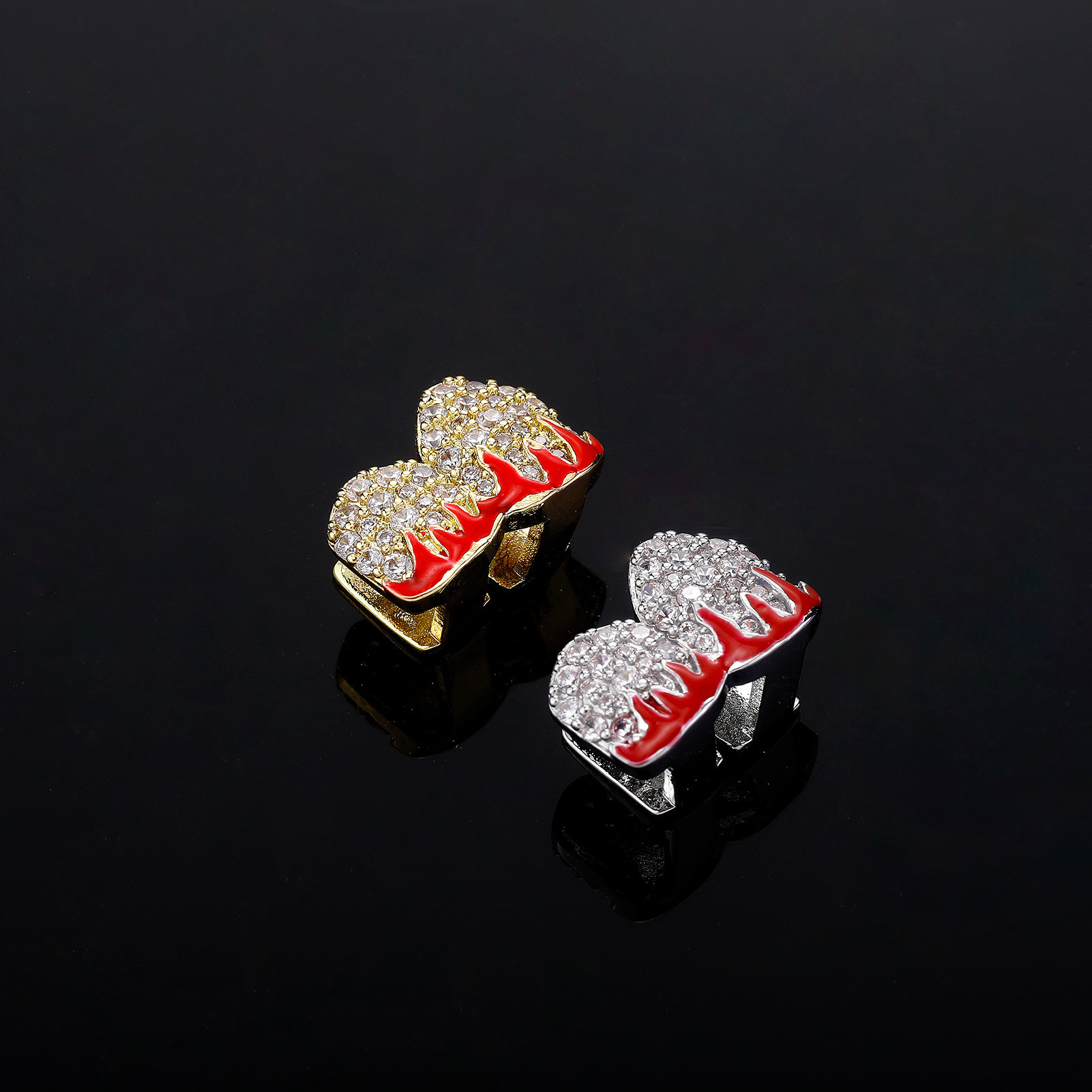Hip-hop trend custom diamond-encrusted 18k jewelry for single teeth. Rock singer's exaggerated Halloween tooth ornaments. Unique and versatile. - view 7