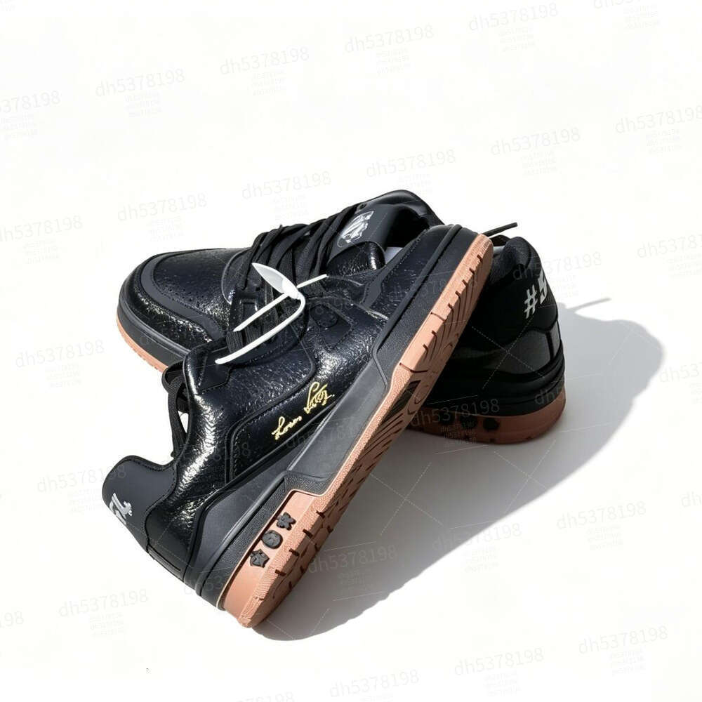 VUTITDN Retro Black & Gum Sole Sneakers, Comfortable Glossy Casual Shoes for All-Day Wear dh119255.