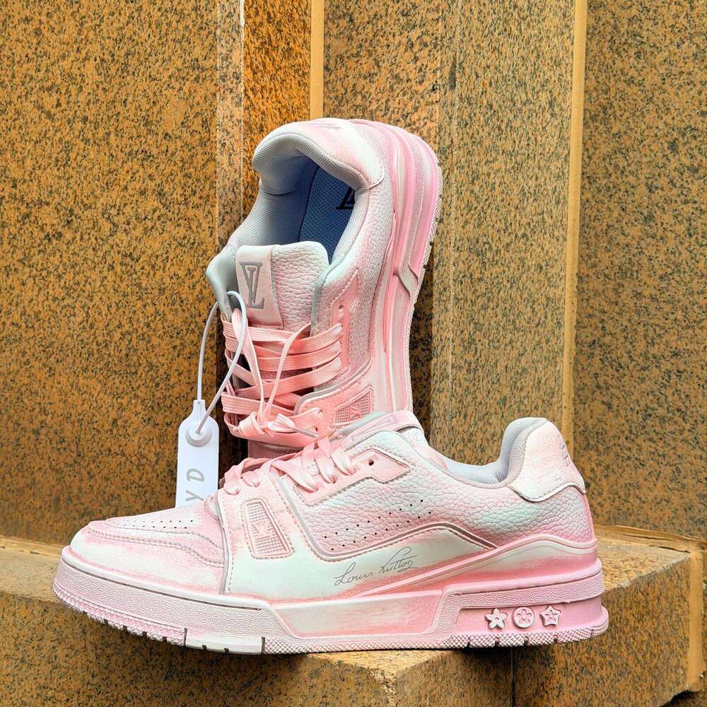 Hot Free shipping VUTITDN designer shoes for mens womens casual shoes pink black khaki grey Fashionable and versatile outdoor sneakers sport shoes