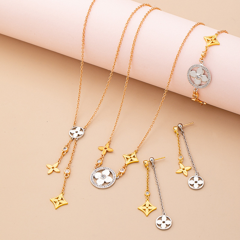 Light Luxury Clover Jewelry Set Two Tone Niche Versatile Clover Necklace Earrings Bracelet For Women
