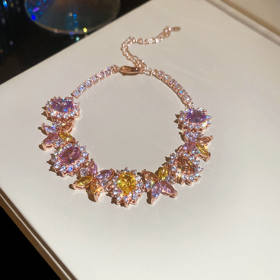 Ultra Shiny Zircon Oval Flower Bracelet, Luxurious Sophisticated, Exquisite and Versatile Sweet Hand Accessory - view 4