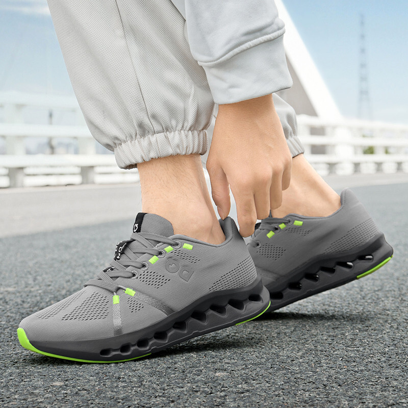 Running Shoes Hot-Selling Outdoor Fashion Trend Running Hong Kong Style Casual Versatile Trendy Sports Shoes Black daily outfit