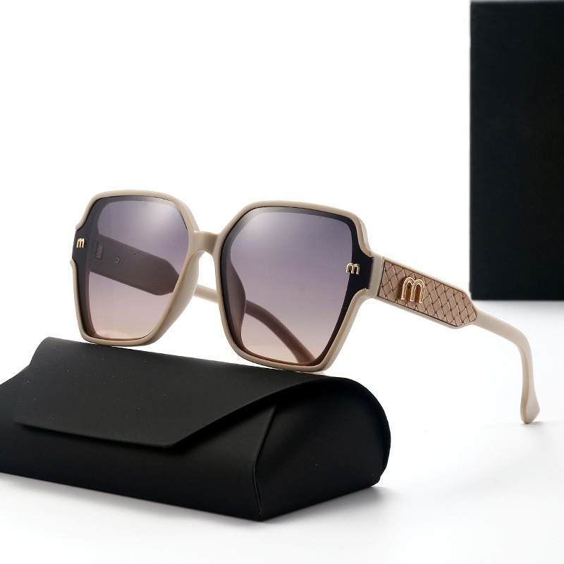 2026 New Designers Square Large Frame Women's Luxury Sun Glasses With Shallow Polarized UV Protection - European Style Beach Travel Sunglasses Wh