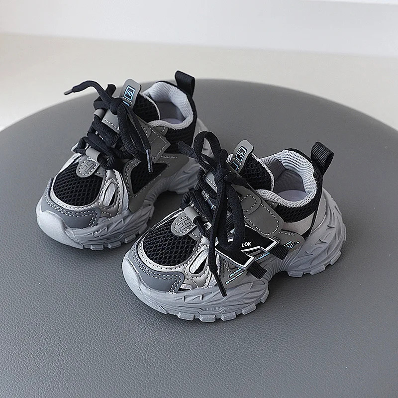 Children Sport Shoes Spring Autumn Kids Sneakers Soft Breathable Mesh Shoes Boys Girls Lace-up Running Shoes Gray Black 260508