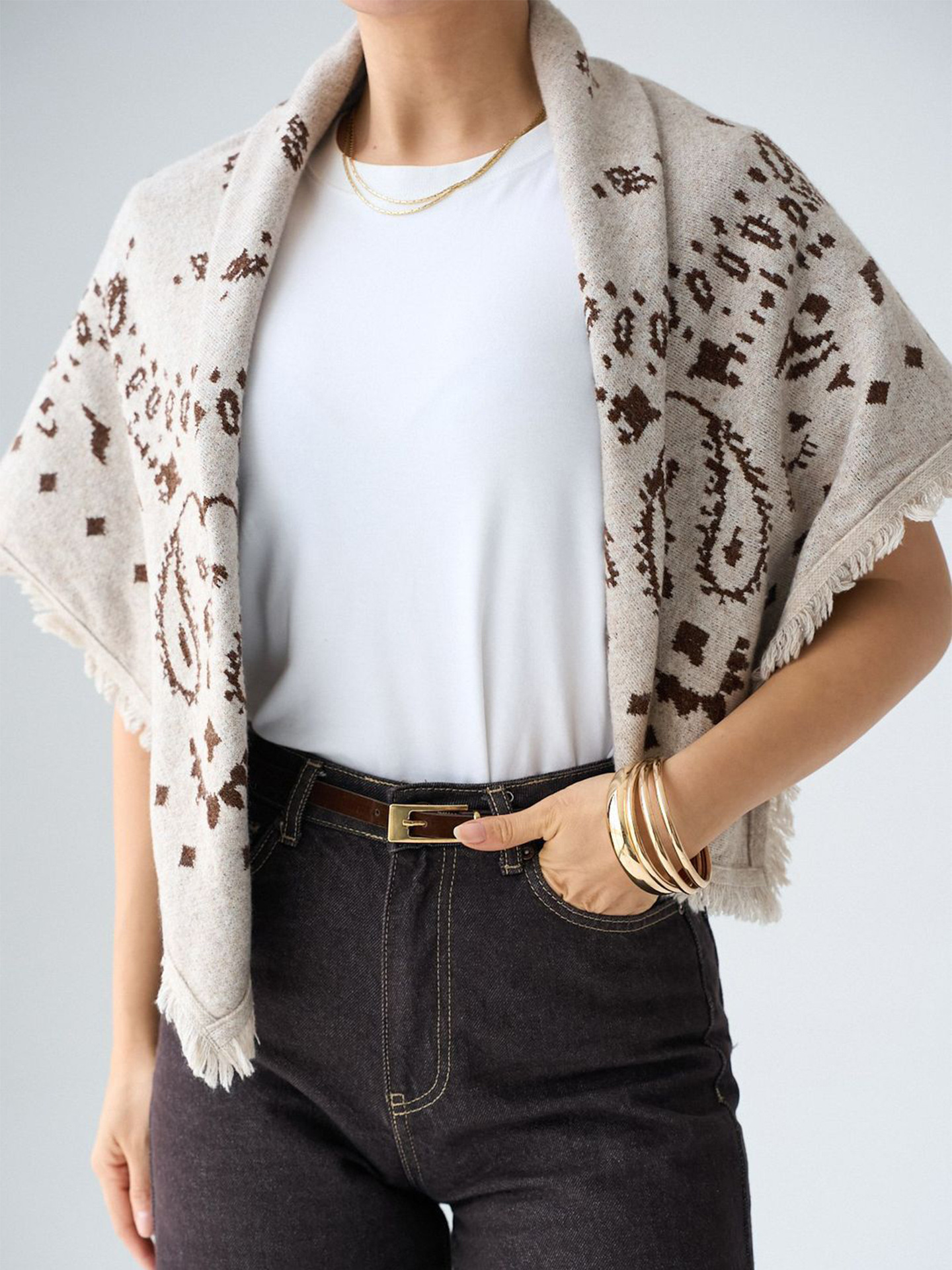 Womens Fringe Trim Bandana Paisley Print Square Scarf Stylish Date Night 2026 Female Vacation Fashion Accessory 260415