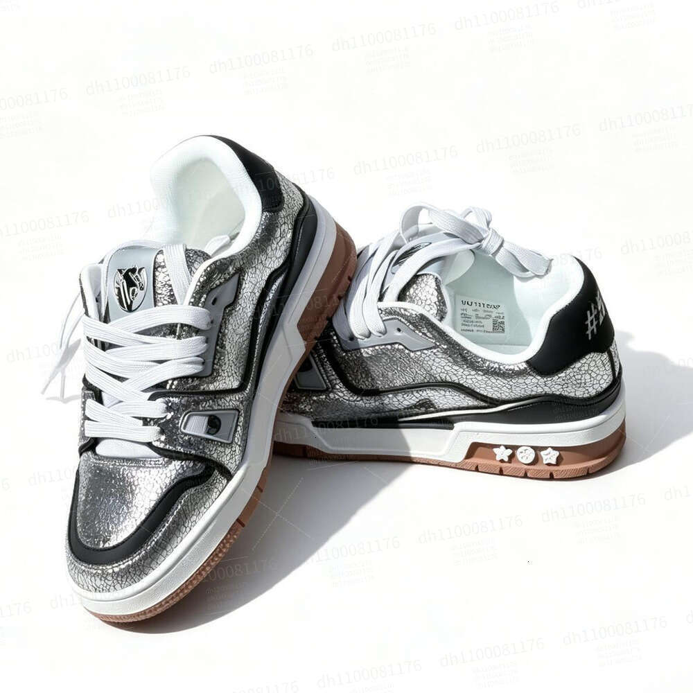 VUTITDN Crackled Metallic Silver Low-Top Sneakers with Gum Soles, Bold Urban Streetwear Shoes for Men & Women dh_fusion_04 - view 7