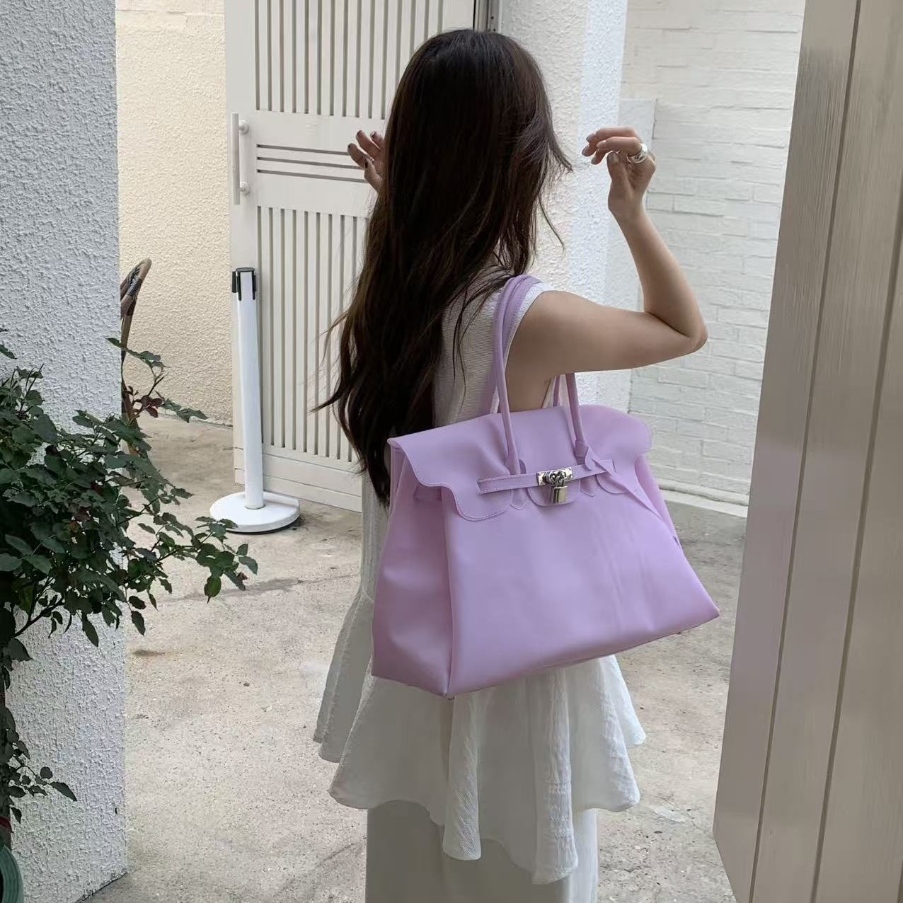 2026 new Summer New Commuting Tote Bag Stylish and Large-capacity Underarm Bag for Women