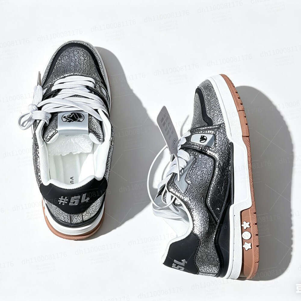 VUTITDN Crackled Metallic Silver Low-Top Sneakers with Gum Soles, Bold Urban Streetwear Shoes for Men & Women dh_fusion_04 - view 3