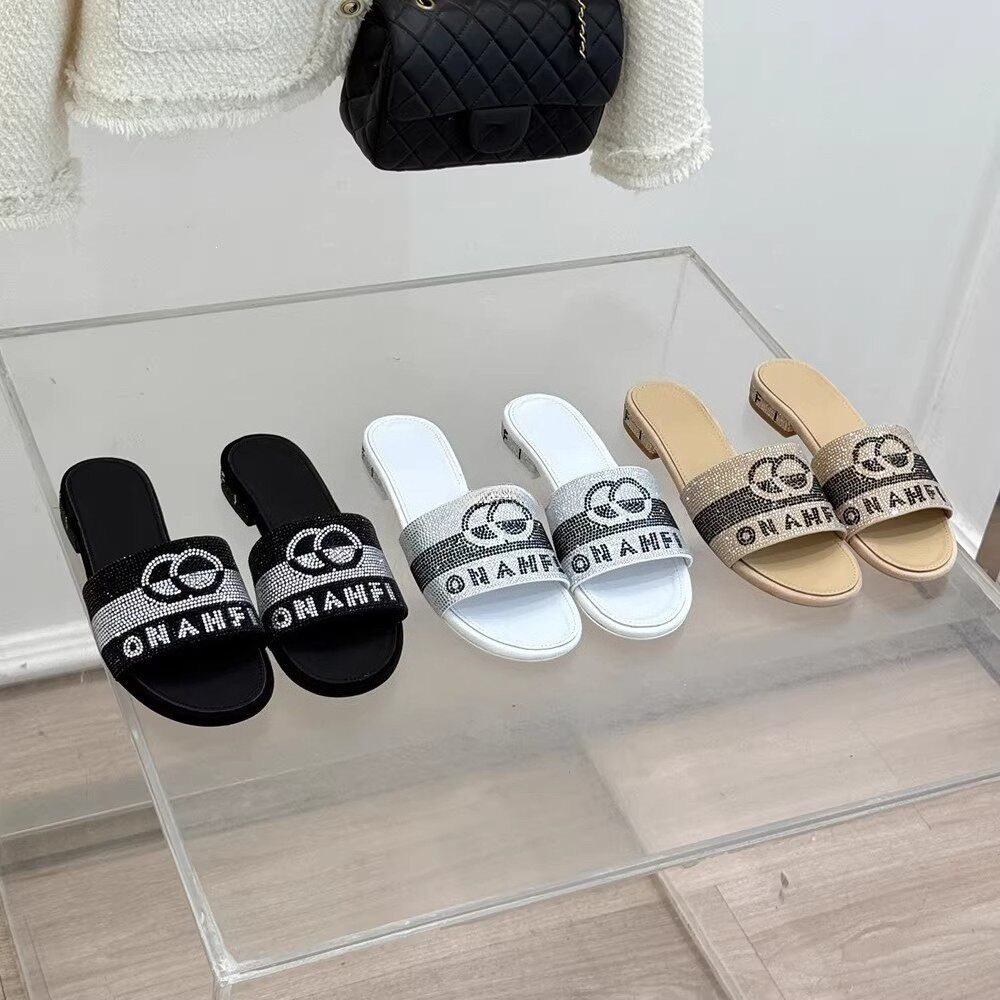 CC Camellia Designer Shoes Women Rhinestone Flat Slide Sandals Luxury Letter Printed Open Toe Slippers Casual Low Thick Wedge Heels Summer Slipsole Shoes Size 35-41