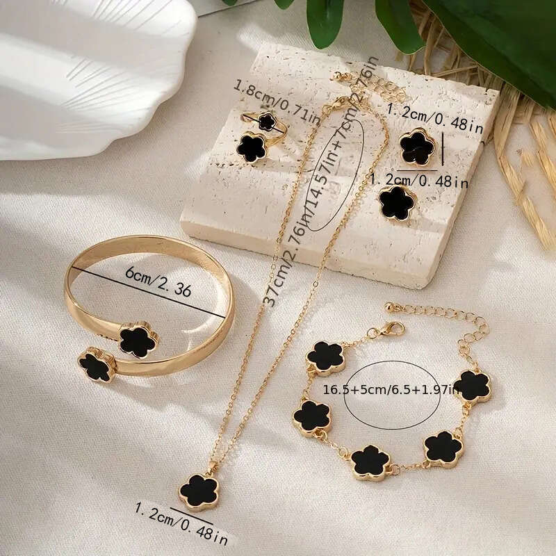 Bracelet Hot Sale Classic Five Leaf Grass Jewelry Set Light Luxury Style Necklace Women's Earrings Ring Bracelet Wholesale jewerly designer for w