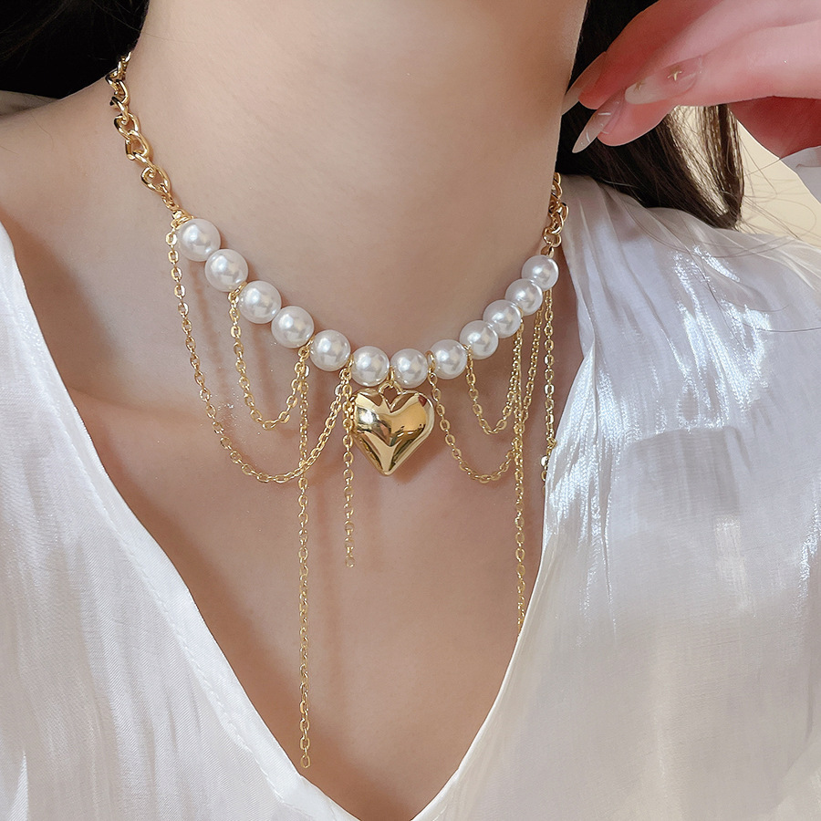 European American cross-border heart-shaped bead pearl necklace, ins sweet cool style, personalized collarbone chain, exaggerated and high-end women