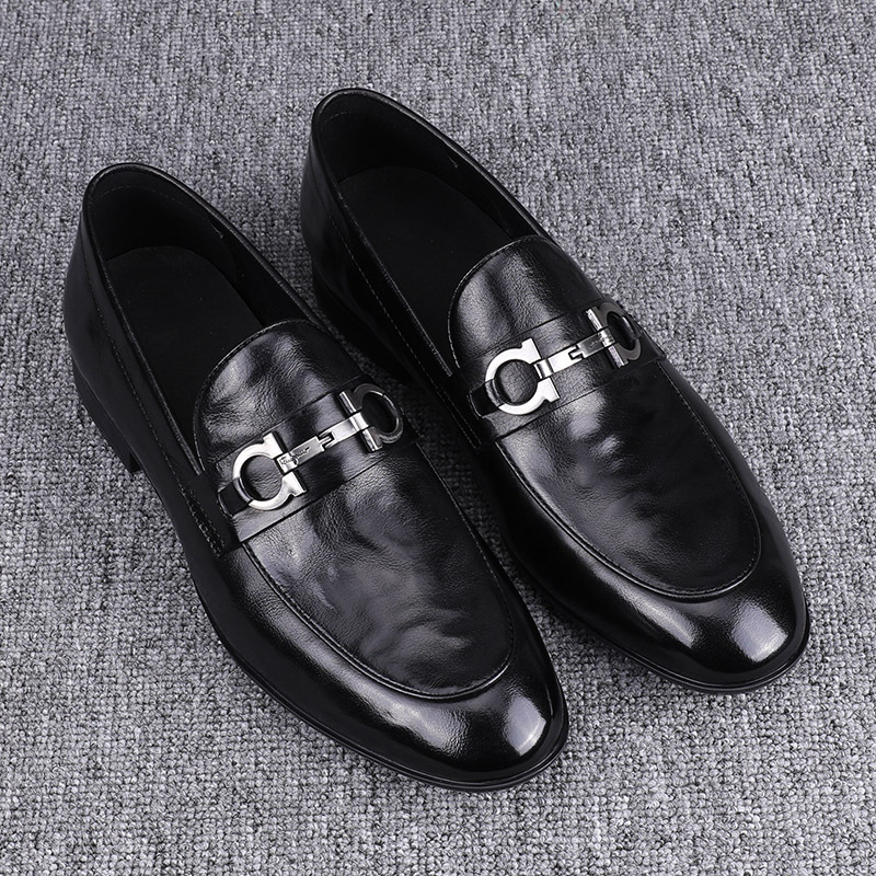 new Free shipping luxury Dress Shoes 2026 Fashionable new leather shoes comfortable to step on loafers casual shoes