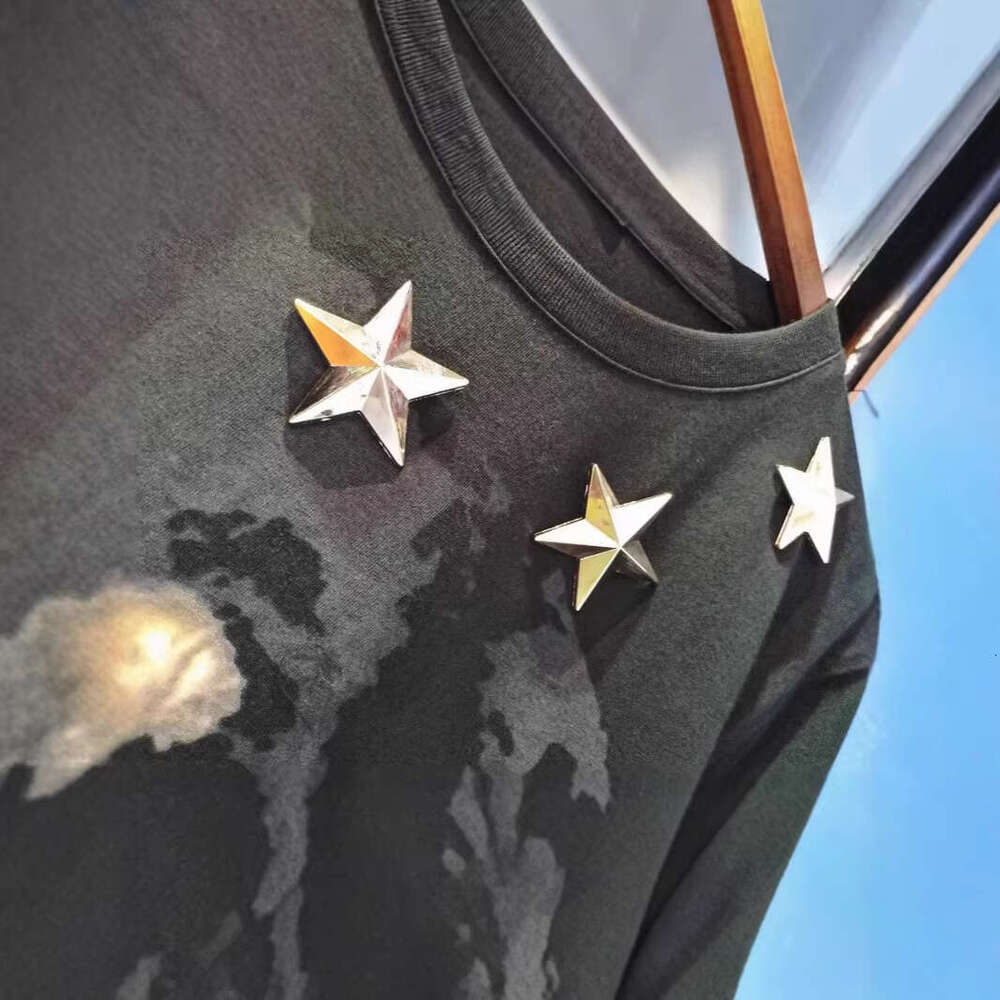 Fashionable Trendy Brand Metal Star Dog Head Print European American Men S T Shirt Loose And Versatile Short Sleeve Shirt