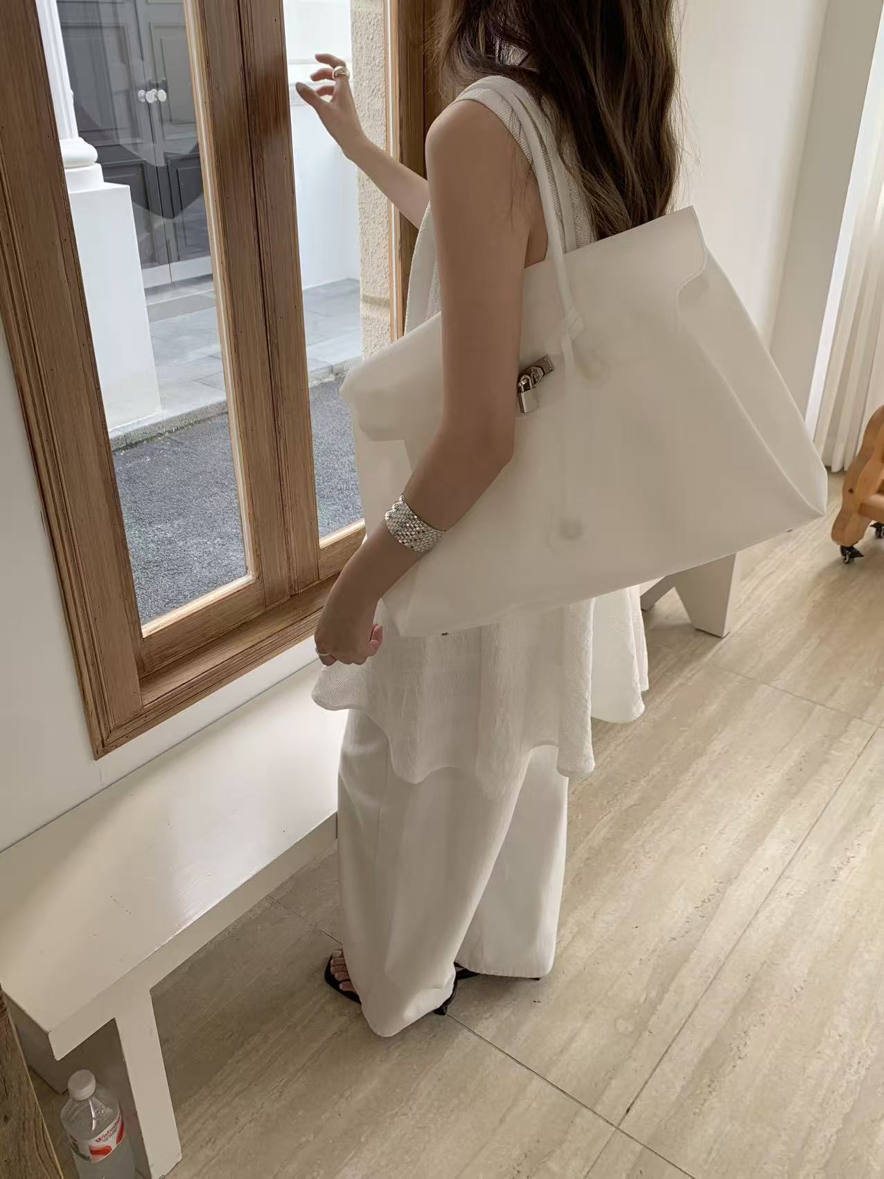 2026 new The same style jelly bag summer style commuting tote bag stylish and large-capacity underarm bag for women