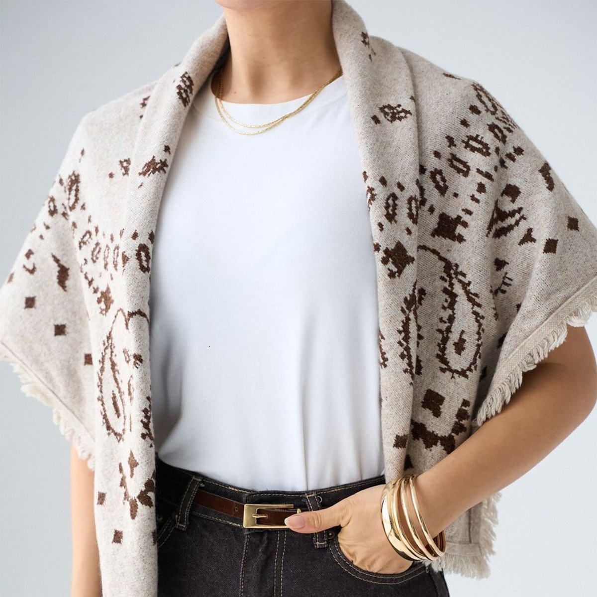 Womens Fringe Trim Bandana Paisley Print Square Scarf Stylish Date Night 2026 Female Vacation Fashion Accessory 260415