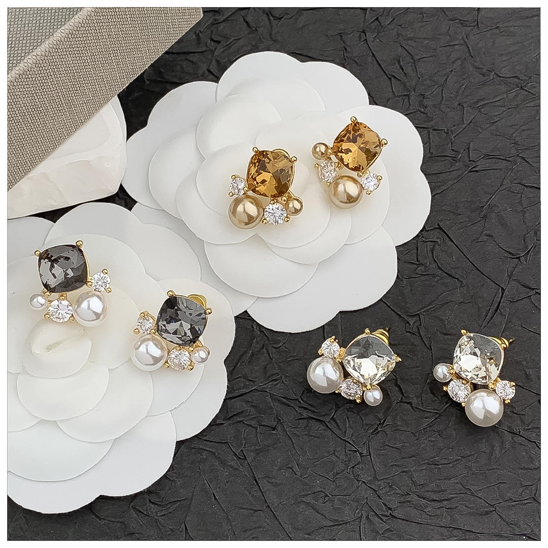 Designer Earrings Women 18K Gold Plated Earring Diamond Pearl Earrings Luxury Jewlery Designer for Women Sparkling Premium Free Shipping Buy One Get O