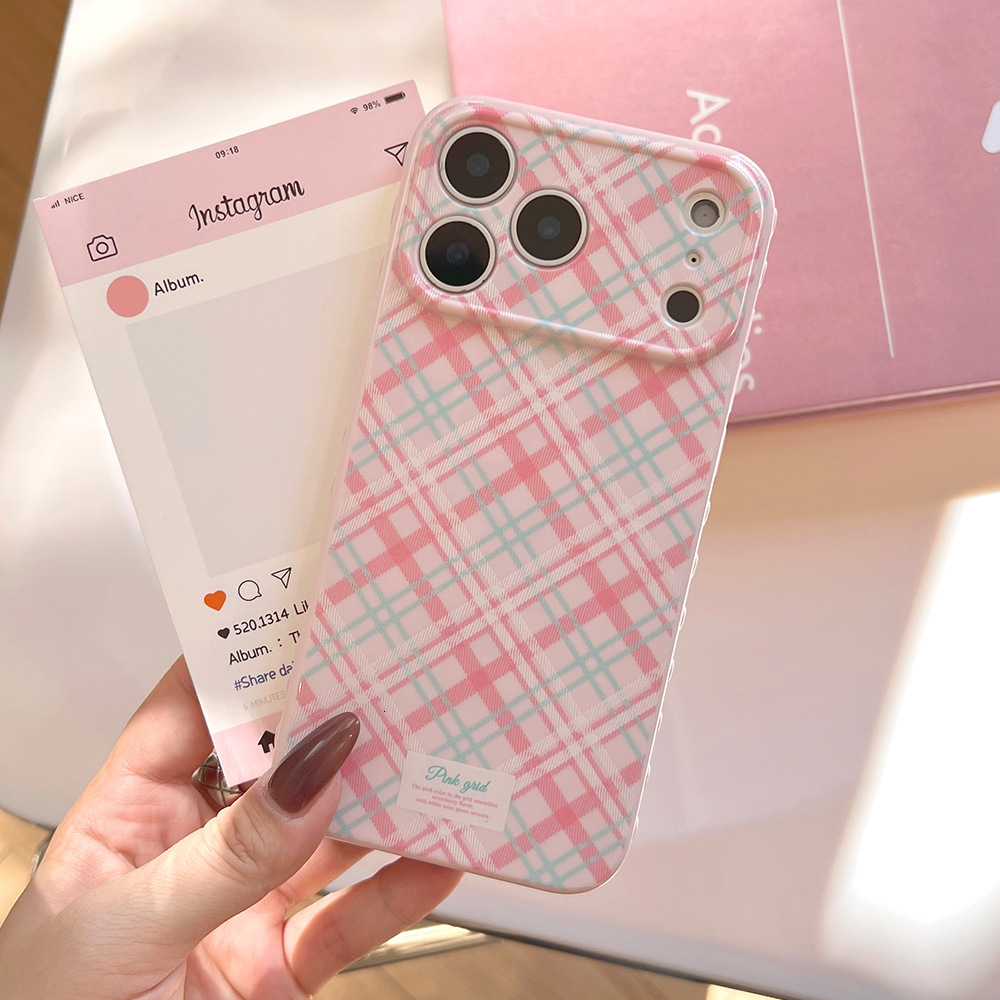 Phone Case Aesthetic Matte Finish Silicone Hard PC for Iphone 15 Pro Max Reinforced Corners Impact Resistant Pastel Anti-fingerprint Skin Friendly