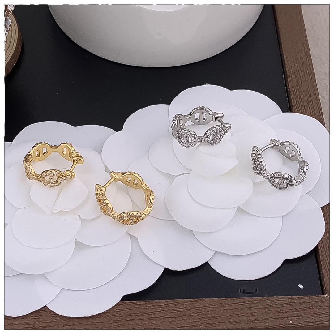 Designer Earrings Women 18K Gold Plated Earring Pig Nose Full Pave Hoop Earrings Luxury Jewlery Designer for Women Elegant Timeless Gift Free Shipping