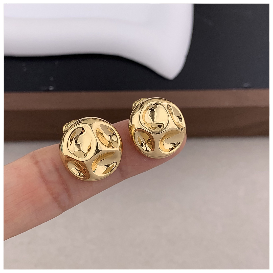 Designer Earrings Women 18K Gold Plated Earring Irregular Round Concave Stud Earrings Luxury Jewlery Designer for Women Elegant Free Shipping Buy One 