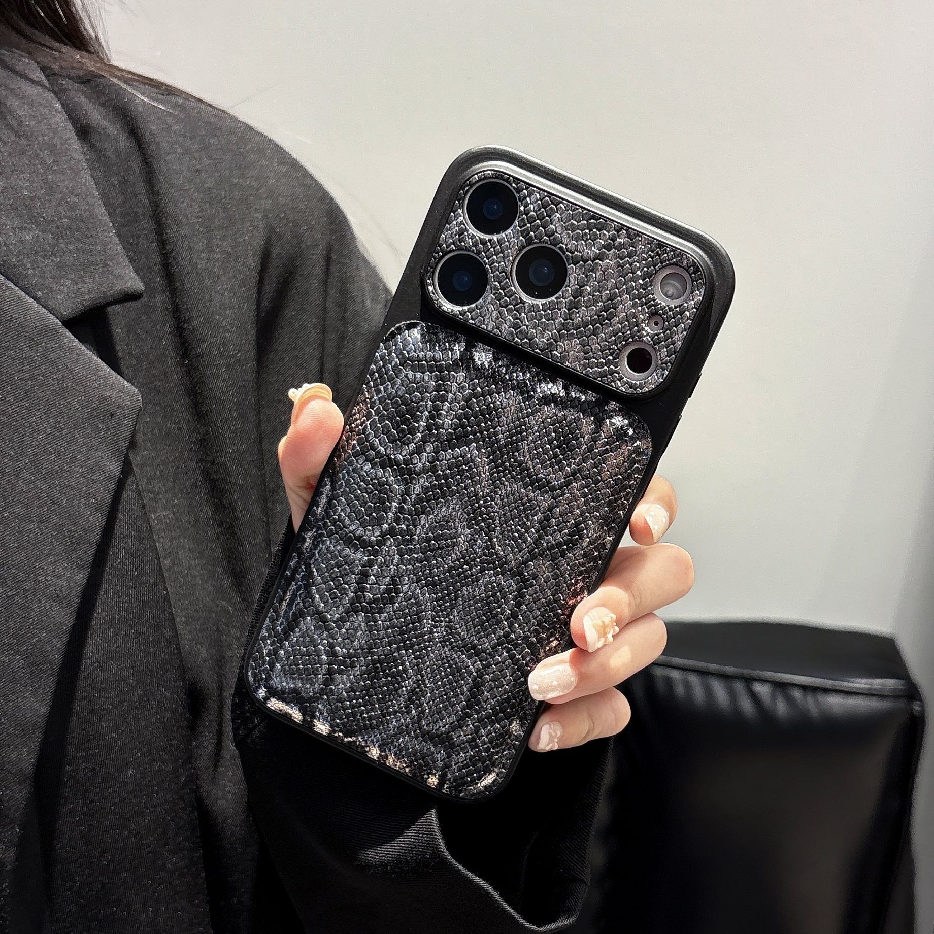 Vintage Matte Finish for Iphone 17 Pro Max for Iphone 15 Pro Max Travel Friendly Heavy Duty Shock Absorption Glossy Easy Clean Skin Friendly Eco Frien