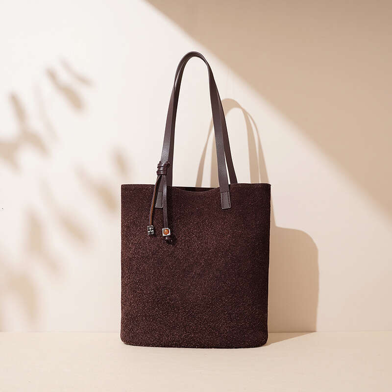 Matte Cowhide Minimalist Underarm Shoulder Bag 2024 New Commuter Genuine Leather Luxury Texture Large Capacity Tote Bag For Women