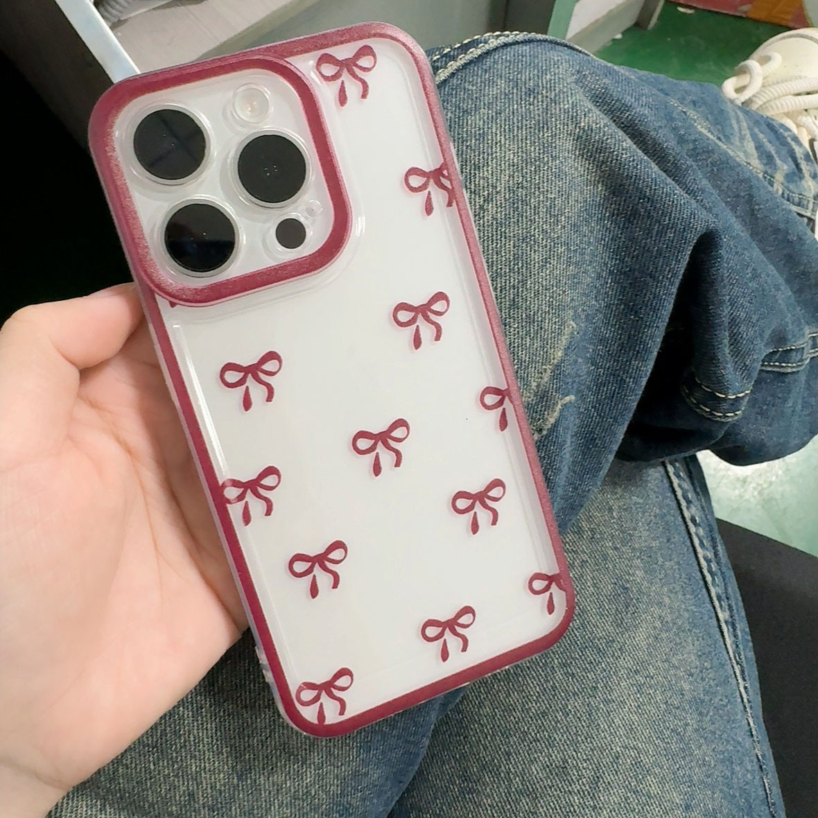 Phone Case Trendy Silicone Travel Friendly Daily Use for Iphone 17 Pro Max Impact Resistant Gradient Glossy Reusable Eco Friendly Skin Friendly