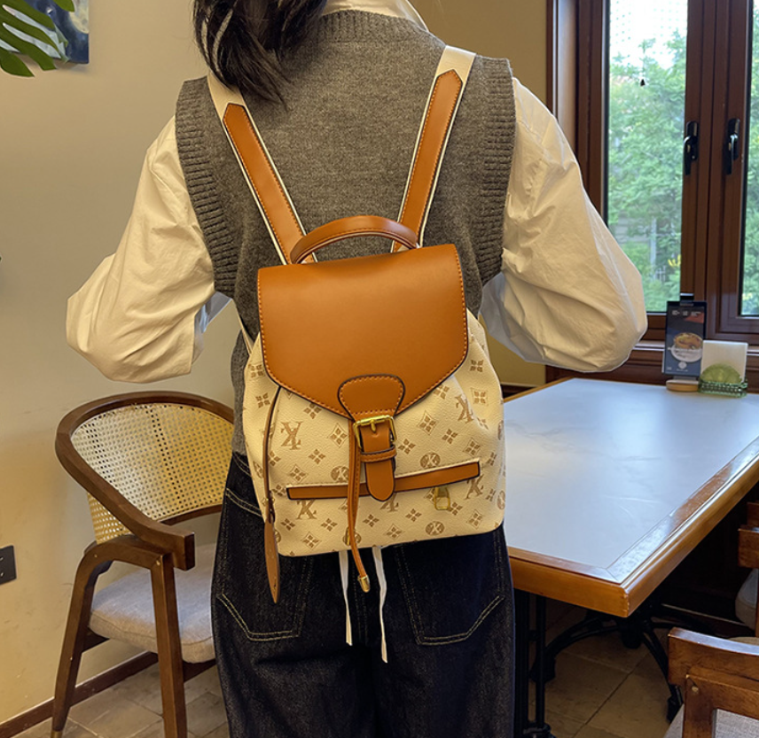 Vintage simple design women's backpack 2026 fashion trend large capacity casual travel backpack free shipping