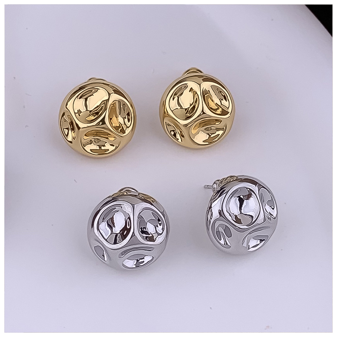 Designer Earrings Women 18K Gold Plated Earring Irregular Round Concave Stud Earrings Luxury Jewlery Designer for Women Elegant Free Shipping Buy One 
