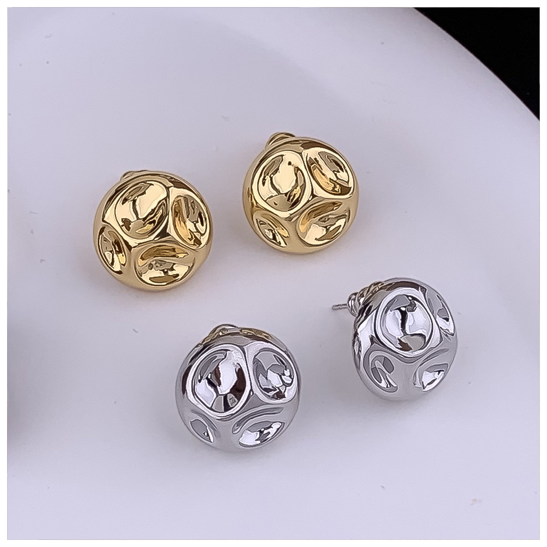 Designer Earrings Women 18K Gold Plated Earring Irregular Round Concave Stud Earrings Luxury Jewlery Designer for Women Elegant Free Shipping Buy One 