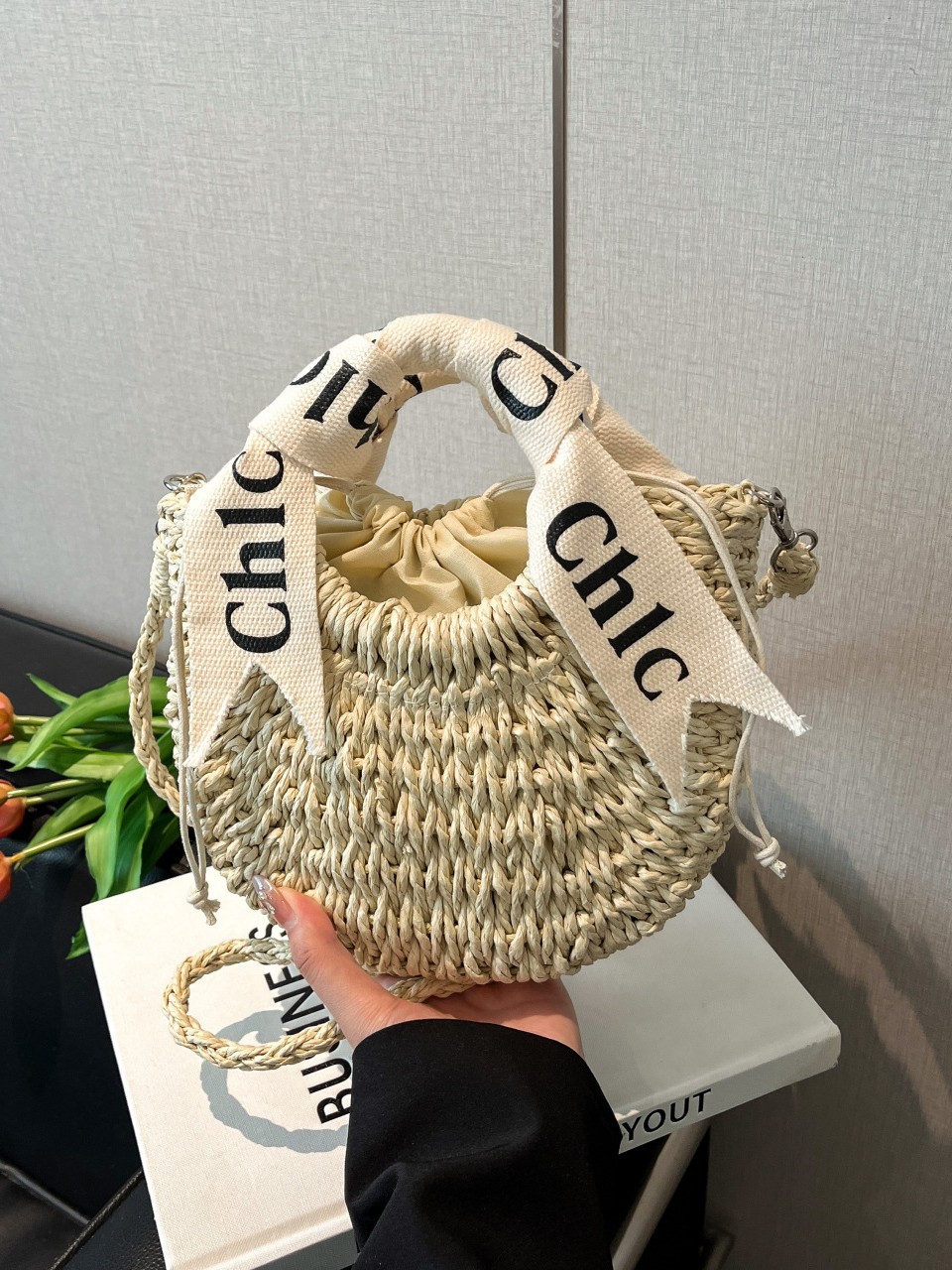 Hot Fashion Ribbon Decor Straw Designer Cross body Bag Mini Woven Round Beach Tote Women's Summer Handbag
