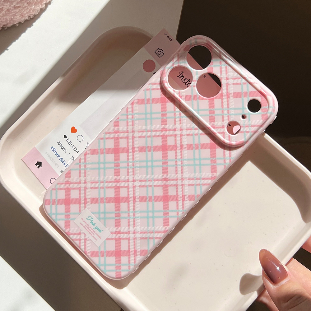 Phone Case Aesthetic Matte Finish Silicone Hard PC for Iphone 15 Pro Max Reinforced Corners Impact Resistant Pastel Anti-fingerprint Skin Friendly