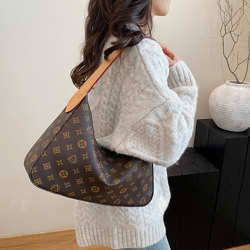 designer luxury New Fashionable Large Capacity Women's Retro Printed Commuter Premium Tote Shoulder Bag - view 5