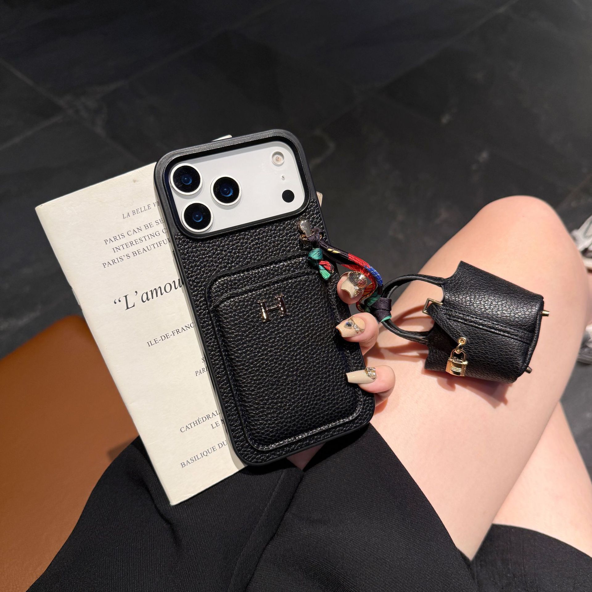 Clear Designer Phone Case Phone Case Cute Vintage Hard PC Matte Finish for Iphone 15 Pro Max Shock Absorption Matte Black Neon Pastel Washable Easy Cl