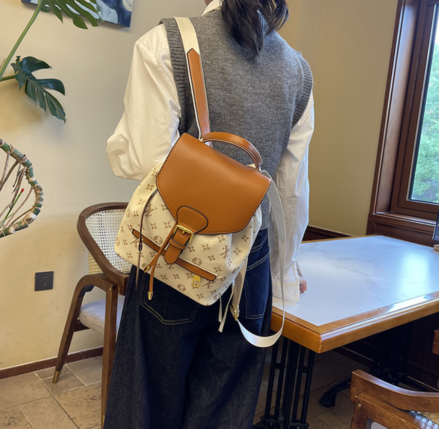 Vintage simple design women's backpack 2026 fashion trend large capacity casual travel backpack free shipping