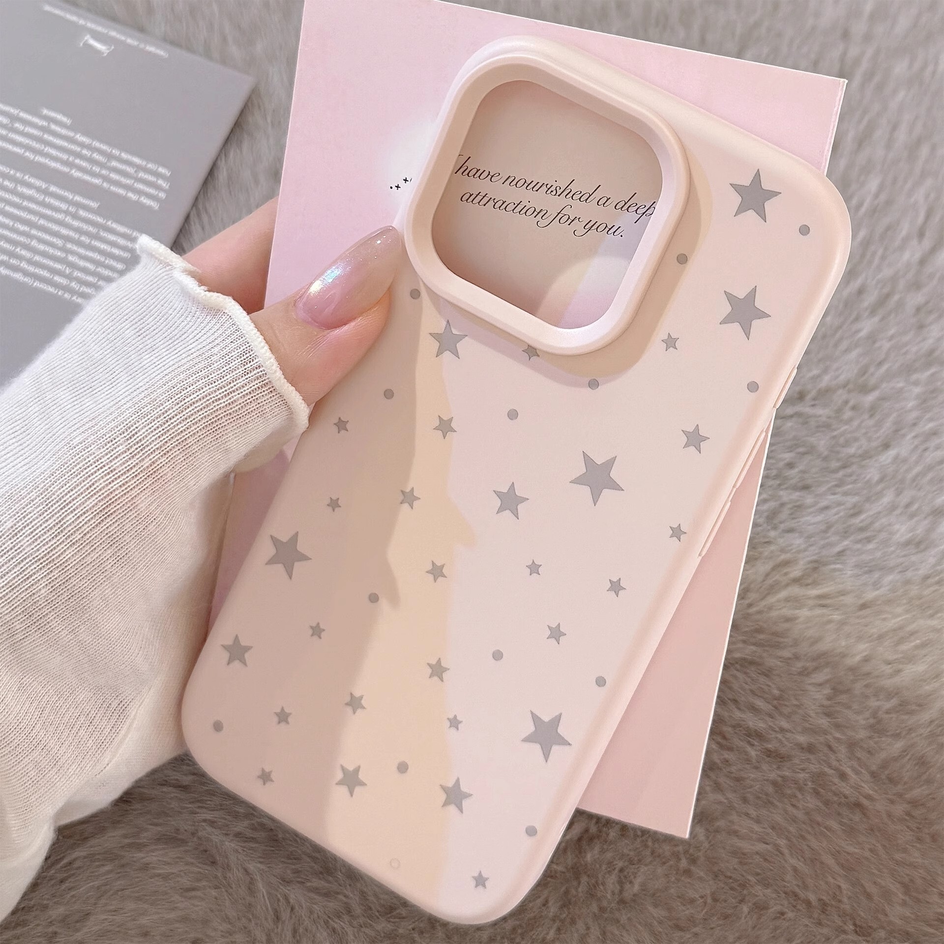 Designer Phone Case Vintage Aesthetic Grip Friendly Lightweight Daily Use for Iphone 17 Pro Max Heavy Duty Reinforced Corners Rugged Neon Anti-fingerp