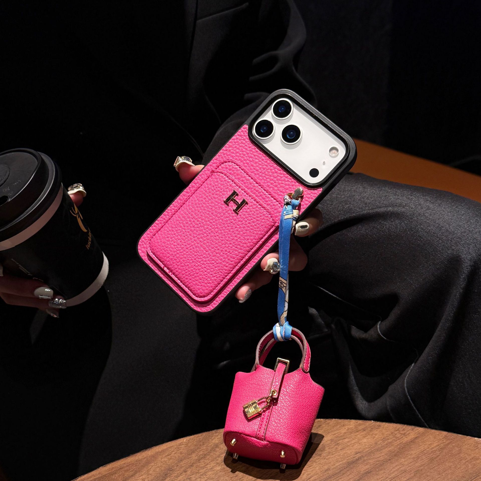 Clear Designer Phone Case Phone Case Cute Vintage Hard PC Matte Finish for Iphone 15 Pro Max Shock Absorption Matte Black Neon Pastel Washable Easy Cl