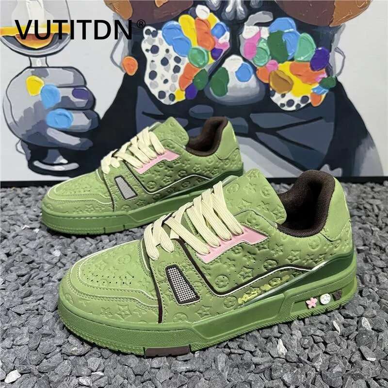 VUTITDN Denim casual shoes running for mens womens black blue New versatile casual height thick soled outdoor sports shoes dh1263469