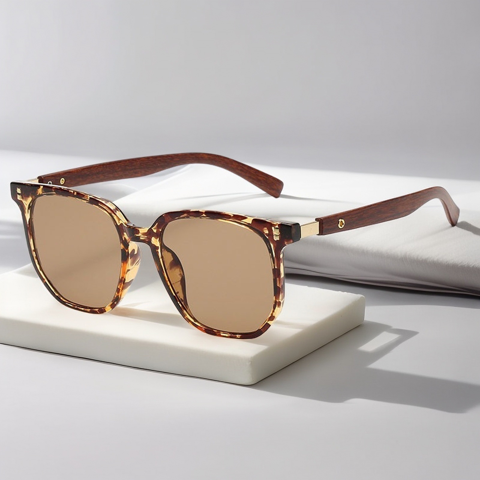 Mens Sunglasses Optical Lenses Eye Protection Glasses Women Wood Large Full sunglass Eyewear 240914