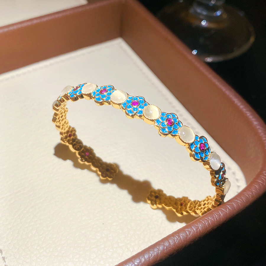 Zircon Cat's Eye Flower Bracelet Exquisite Palace Style Elegant Hand Jewelry Light Luxury Heavy Craftsmanship for Women - view 8
