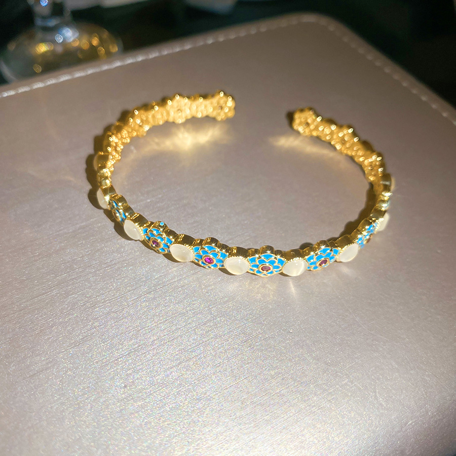 Zircon Cat's Eye Flower Bracelet Exquisite Palace Style Elegant Hand Jewelry Light Luxury Heavy Craftsmanship for Women - view 7