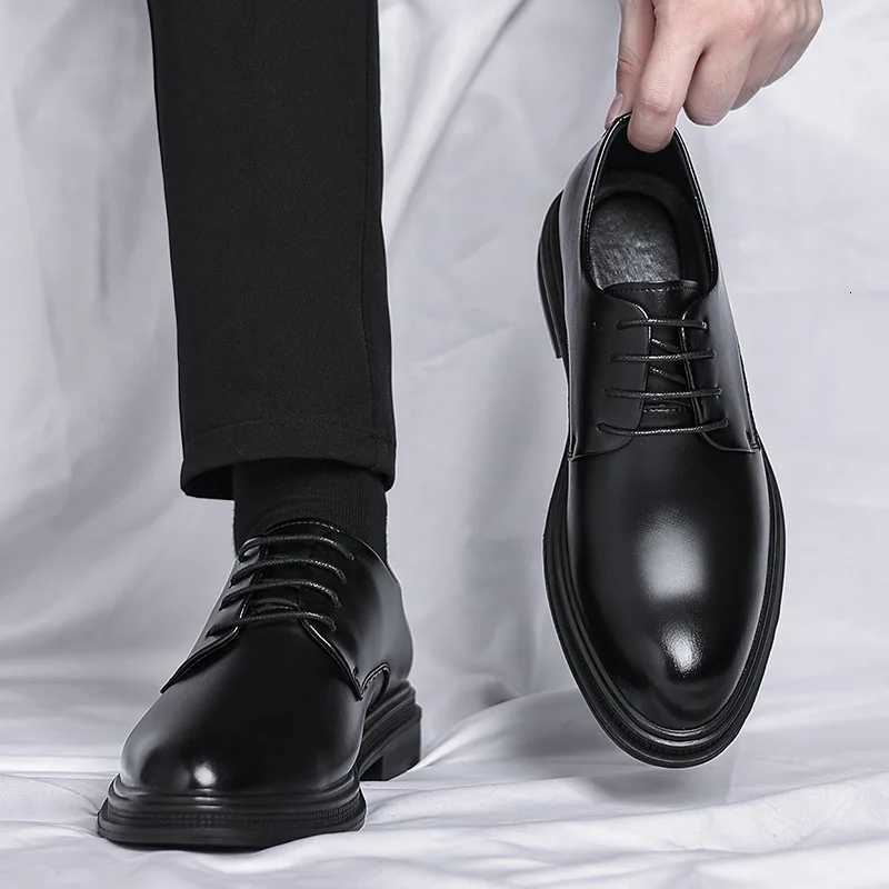 Mens Elevator Shoes Dress Shoes Formal Leather Quality Busincess Lift 6CM 8CM Height Increased Black Man Elegance Wedding Shoes H260509