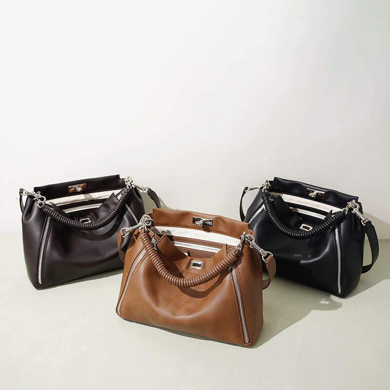 Niche High End First Layer Cowhide Crossbody Bag Large Capacity Genuine Leather Shoulder Handbag Casual Commuter Versatile Ladies Bag SENYY