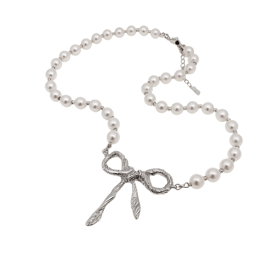 French vintage pleated bow pearl necklace, exquisite princess-style collarbone chain, light luxury with a high-end feel, versatile accessory - view 9