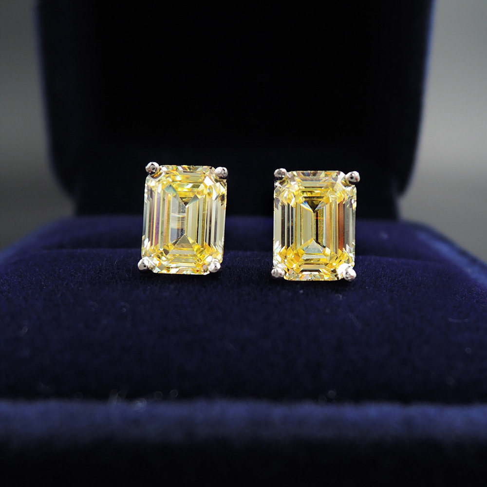 Pure 100 925 Sterling Silver Elegant Luxury Jewelry Emerald Cut White Moissanite Diamond Solitaire Party Women Wedding Stud Earring For Christmas gift